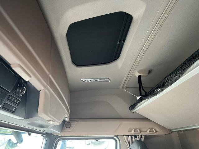 DAF XFn 480 FT Intarder 2xTank 1.105 L Vollspoiler - Tracteur routier: photos 5 DAF XFn 480 FT Intarder 2xTank 1.105 L Vollspoiler - Tracteur routier: photos 5