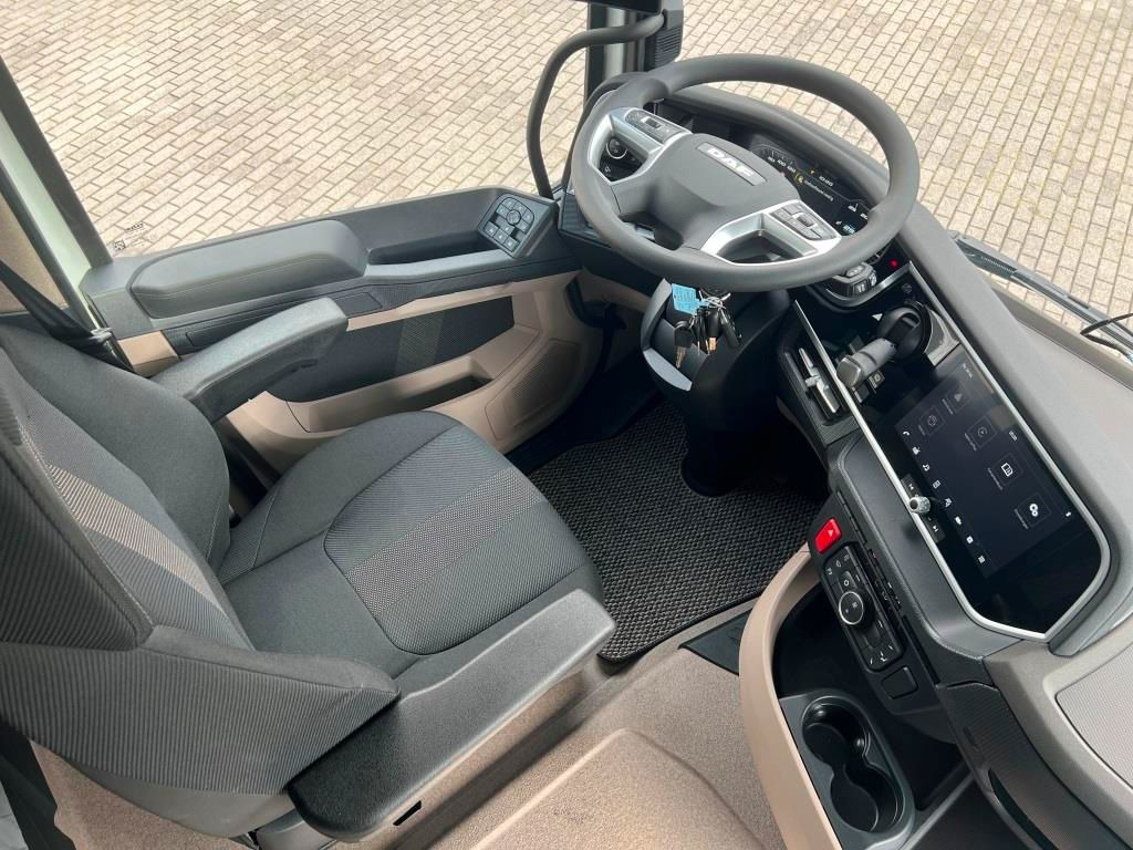 DAF XG 480 FT Automatik, Intarder, Modell 2025 - Tracteur routier: photos 5 DAF XG 480 FT Automatik, Intarder, Modell 2025 - Tracteur routier: photos 5
