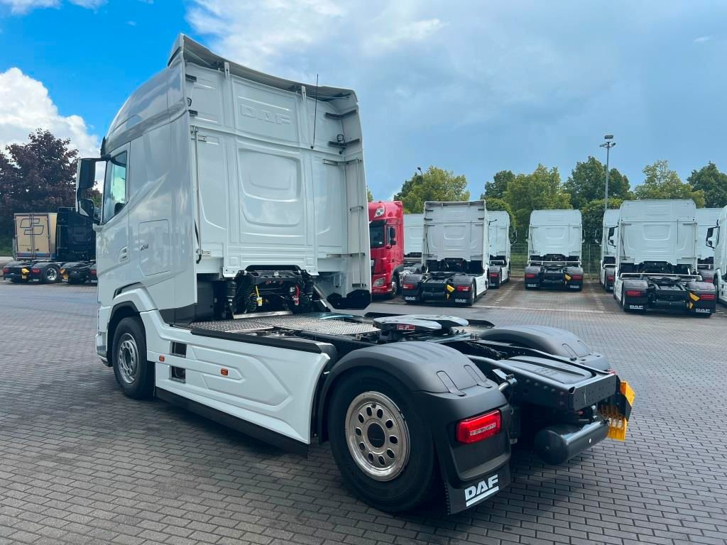 DAF XG 480 FT Intarder, Standklima, Modell 2025 - Tracteur routier: photos 3 DAF XG 480 FT Intarder, Standklima, Modell 2025 - Tracteur routier: photos 3