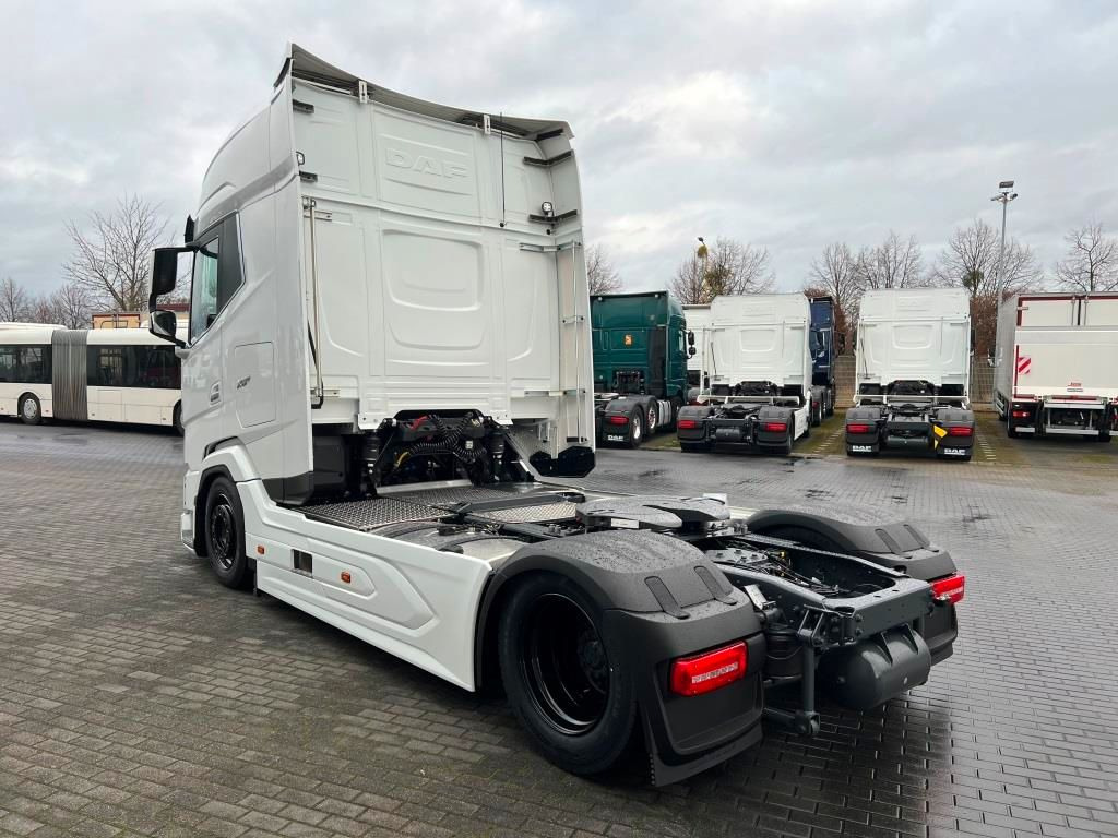 DAF XG+ 480 LD, MODELLJAHR 2025, Seitenverkleidungen - Tracteur routier: photos 4 DAF XG+ 480 LD, MODELLJAHR 2025, Seitenverkleidungen - Tracteur routier: photos 4