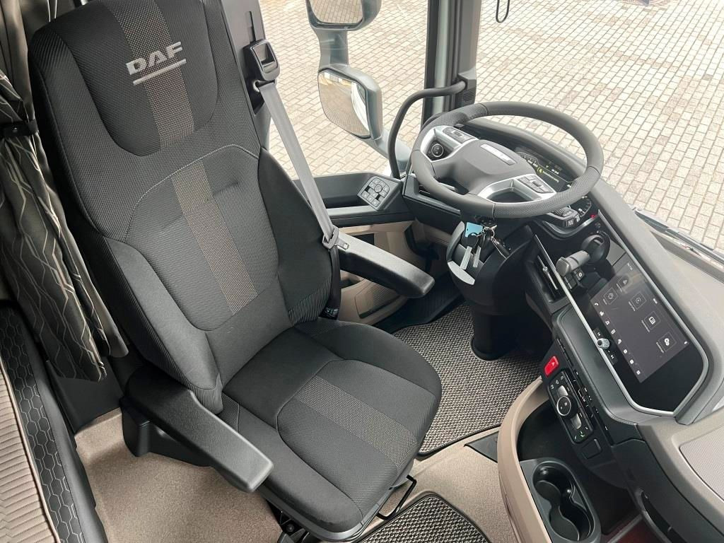 DAF XG 480 Low Deck, ZF Intarder, MODELLJAHR 2025 - Tracteur routier: photos 5 DAF XG 480 Low Deck, ZF Intarder, MODELLJAHR 2025 - Tracteur routier: photos 5