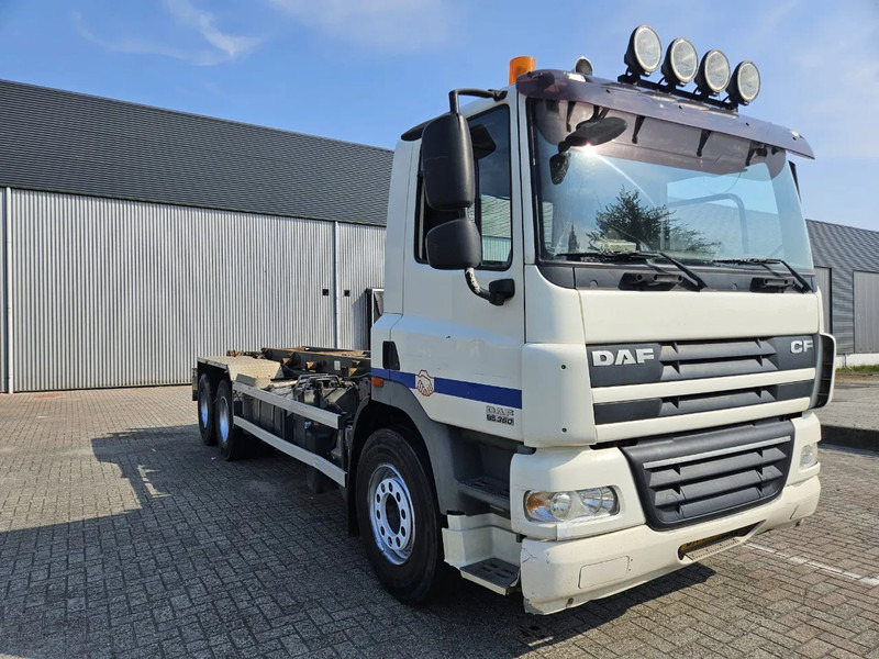 DAF CF 85 360 Manual 10 Tyres - Châssis cabine: photos 2 DAF CF 85 360 Manual 10 Tyres - Châssis cabine: photos 2