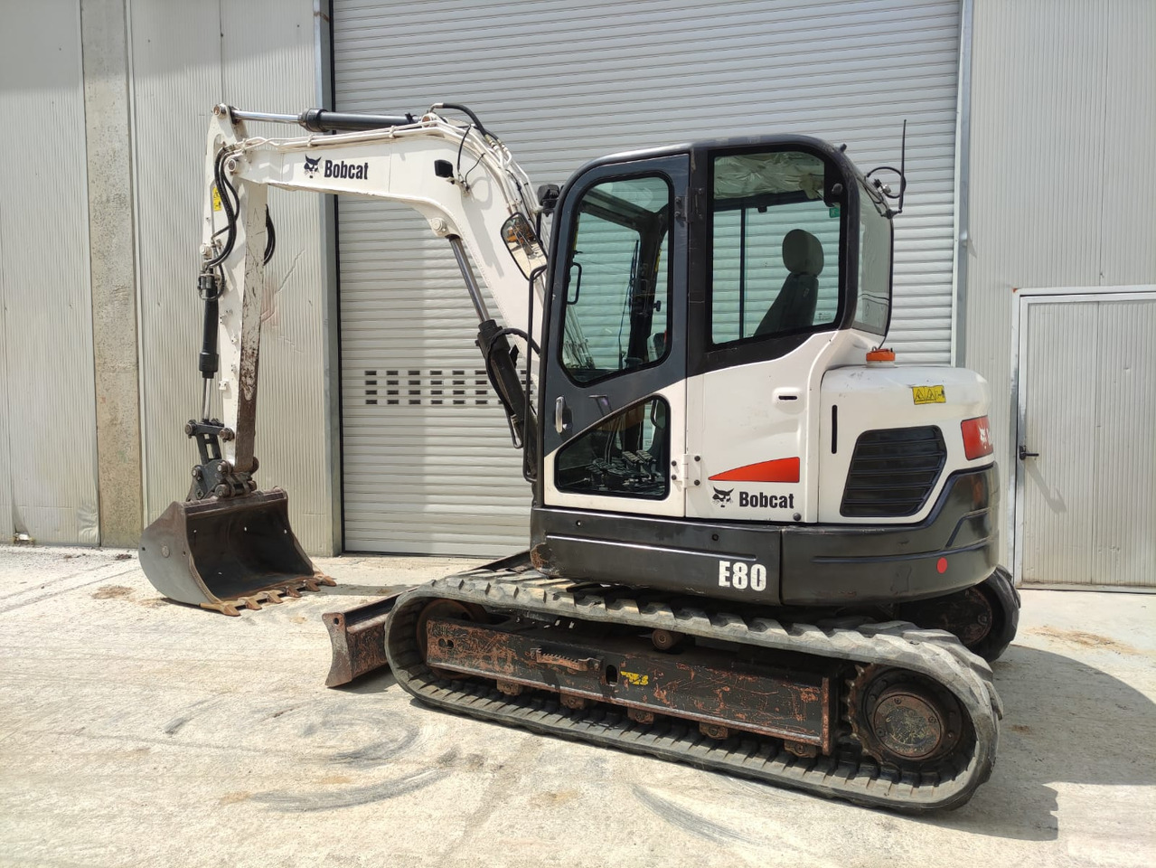 BOBCAT E80EA - Pelle sur chenille: photos 3 BOBCAT E80EA - Pelle sur chenille: photos 3