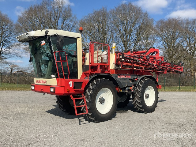 2000 Agrifac ZA 3400 33 m 4x4 High Clearance Self-Propelled Sprayer - Pulvé automoteur: photos 1 2000 Agrifac ZA 3400 33 m 4x4 High Clearance Self-Propelled Sprayer - Pulvé automoteur: photos 1