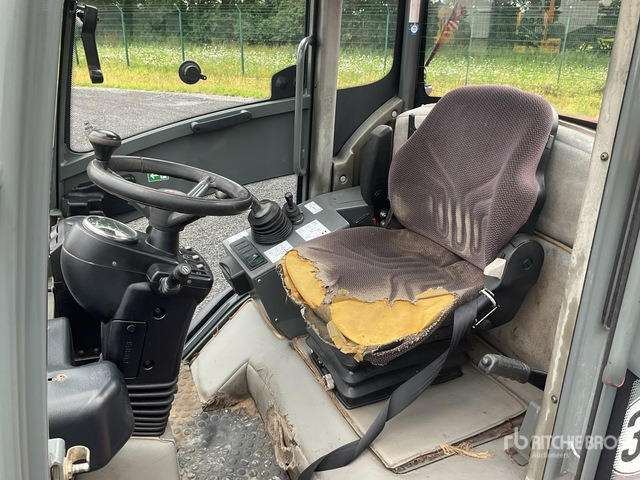 2015 Weidemann 3070T Wheel Loader - Chargeuse sur pneus: photos 5 2015 Weidemann 3070T Wheel Loader - Chargeuse sur pneus: photos 5
