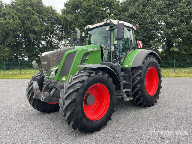 2020 Fendt 824 Vario Profi Plus 4WD Tractor - Tracteur agricole: photos 1 2020 Fendt 824 Vario Profi Plus 4WD Tractor - Tracteur agricole: photos 1