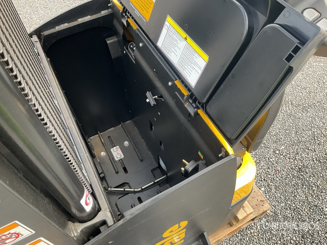 2023 Yale MS16 Walk Behind (Unused) Electric Stacker - Gerbeur: photos 5 2023 Yale MS16 Walk Behind (Unused) Electric Stacker - Gerbeur: photos 5