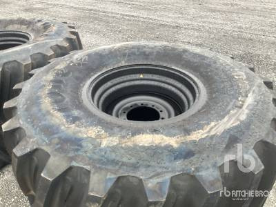FIRESTONE 1250/50R32 Quantity of (2) (Unused) - Roue complète: photos 4 FIRESTONE 1250/50R32 Quantity of (2) (Unused) - Roue complète: photos 4