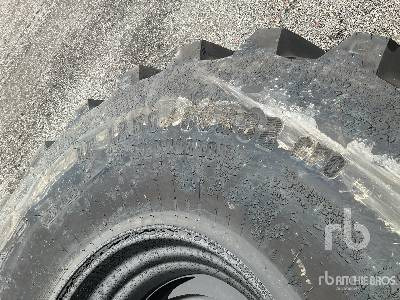 FIRESTONE 1250/50R32 Quantity of (2) (Unused) - Roue complète: photos 3 FIRESTONE 1250/50R32 Quantity of (2) (Unused) - Roue complète: photos 3