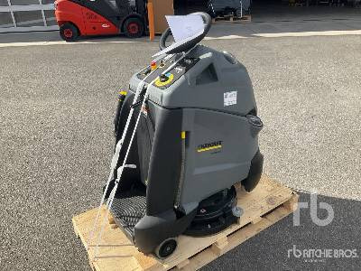 KAERCHER BD 50/40 RS Stand-On Electric - Balayeuse industrielle: photos 3 KAERCHER BD 50/40 RS Stand-On Electric - Balayeuse industrielle: photos 3