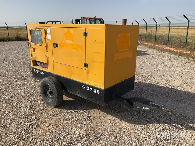 2004 Gesan DPS27 27 kVA Mobile Generator Set - Groupe électrogène: photos 3 2004 Gesan DPS27 27 kVA Mobile Generator Set - Groupe électrogène: photos 3