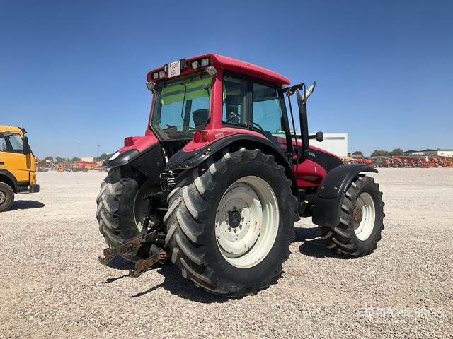 2005 Valtra T150 4WD Tractor - Tracteur agricole: photos 3 2005 Valtra T150 4WD Tractor - Tracteur agricole: photos 3
