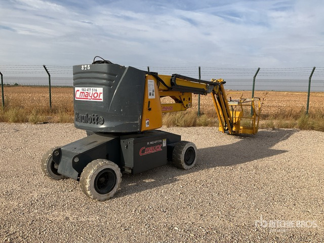 2006 Haulotte HA15IP 2WD Electric Articulating Boom Lift - Nacelle articulée: photos 2 2006 Haulotte HA15IP 2WD Electric Articulating Boom Lift - Nacelle articulée: photos 2