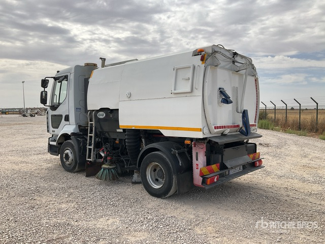 2006 Renault Midlum Sweeper Truck - Balayeuse de voirie: photos 3 2006 Renault Midlum Sweeper Truck - Balayeuse de voirie: photos 3