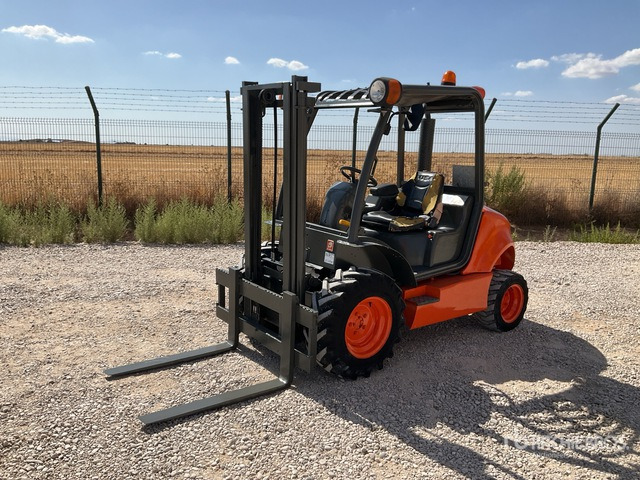 2007 Ausa C150H Rough Terrain Forklift - Chariot tout terrain: photos 2 2007 Ausa C150H Rough Terrain Forklift - Chariot tout terrain: photos 2