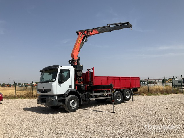 2008 Renault Premium Lander 410.26 2007 Palfinger 29002 on 6x2 Flatbed Truck with Crane - Camion plateau, Camion grue: photos 1 2008 Renault Premium Lander 410.26 2007 Palfinger 29002 on 6x2 Flatbed Truck with Crane - Camion plateau, Camion grue: photos 1