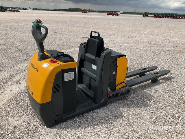 2009 Jungheinrich ECE225 Electric Pallet Jack - Transpalette: photos 3 2009 Jungheinrich ECE225 Electric Pallet Jack - Transpalette: photos 3
