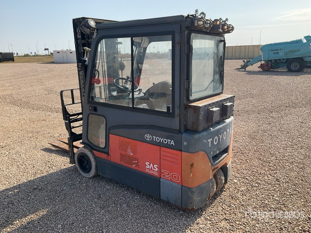 2009 Toyota 7FBEF20 (Inoperable) Electric Forklift - Chariot élévateur électrique: photos 4 2009 Toyota 7FBEF20 (Inoperable) Electric Forklift - Chariot élévateur électrique: photos 4