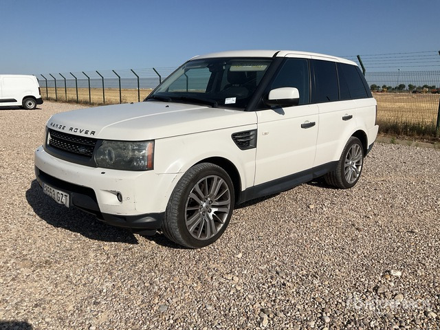 2010 Land Rover Range Rover Sport HSE SUV - SUV: photos 2 2010 Land Rover Range Rover Sport HSE SUV - SUV: photos 2