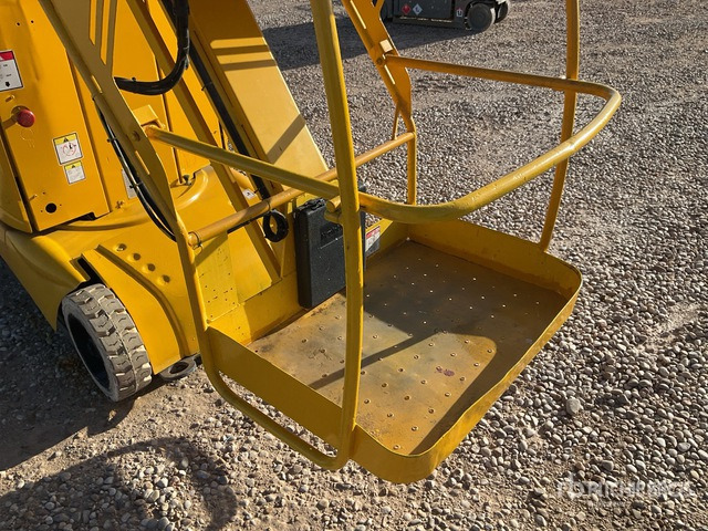 2013 Haulotte Star 10-1 Telescopic Boom Lift - Nacelle à mât vertical: photos 4 2013 Haulotte Star 10-1 Telescopic Boom Lift - Nacelle à mât vertical: photos 4