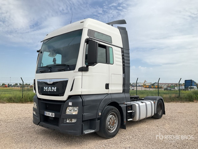 2016 MAN TGX18.440 4x2 S/A Sleeper Truck Tractor - Broyeur/ Épareuse: photos 2 2016 MAN TGX18.440 4x2 S/A Sleeper Truck Tractor - Broyeur/ Épareuse: photos 2