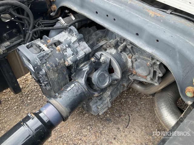 2016 MAN TGX18.440 4x2 S/A Sleeper Truck Tractor - Broyeur/ Épareuse: photos 5 2016 MAN TGX18.440 4x2 S/A Sleeper Truck Tractor - Broyeur/ Épareuse: photos 5