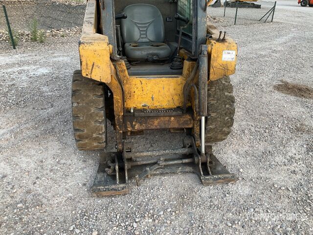 2018 Gehl R135 Mini (Inoperable) Wheel Loader - Chargeuse sur pneus: photos 5 2018 Gehl R135 Mini (Inoperable) Wheel Loader - Chargeuse sur pneus: photos 5