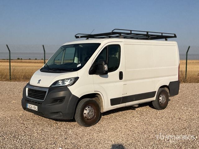 2018 Peugeot Boxer Cargo Van - Fourgonnette: photos 3 2018 Peugeot Boxer Cargo Van - Fourgonnette: photos 3