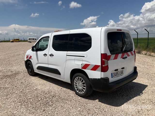 2020 Toyota Proace City Verso 5 Passenger Van - Minibus, Transport de personnes: photos 2 2020 Toyota Proace City Verso 5 Passenger Van - Minibus, Transport de personnes: photos 2