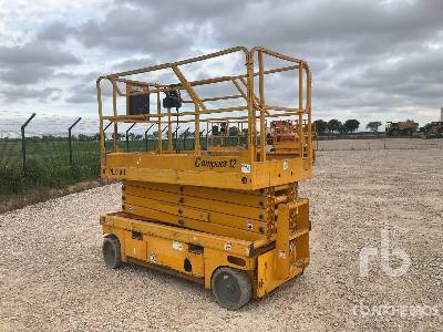 HAULOTTE COMPACT12 Electric - Nacelle ciseaux: photos 4 HAULOTTE COMPACT12 Electric - Nacelle ciseaux: photos 4