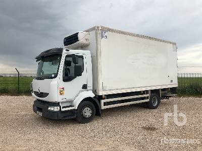 RENAULT MIDLUM 220.12 4x2 - Camion frigorifique: photos 1 RENAULT MIDLUM 220.12 4x2 - Camion frigorifique: photos 1