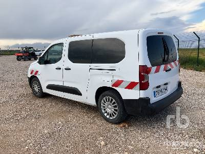 TOYOTA PROACE CITY VER - Voiture: photos 2 TOYOTA PROACE CITY VER - Voiture: photos 2