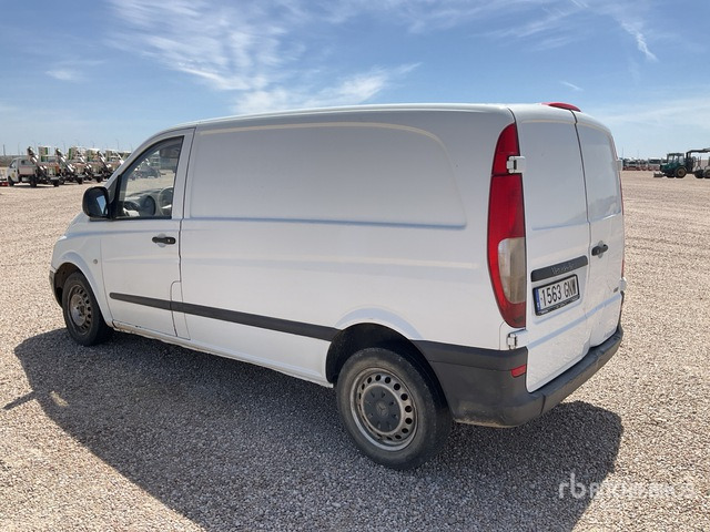 2009 Mercedes-Benz 109CDI Cargo Van - Véhicule utilitaire: photos 1 2009 Mercedes-Benz 109CDI Cargo Van - Véhicule utilitaire: photos 1