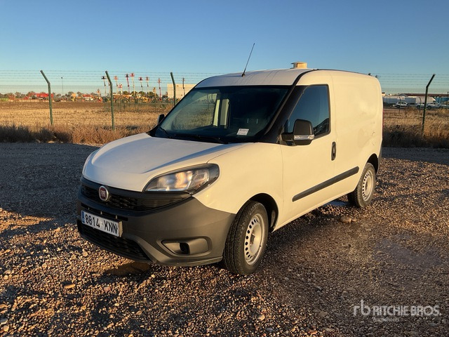 2018 Fiat Doblo Cargo Van - Véhicule utilitaire: photos 1 2018 Fiat Doblo Cargo Van - Véhicule utilitaire: photos 1