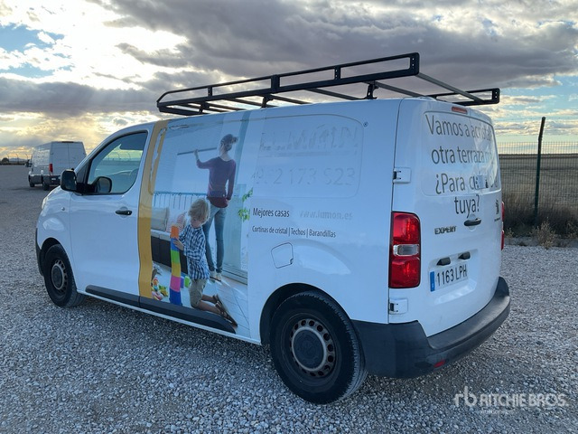 2021 Peugeot Expert Cargo Van - Véhicule utilitaire: photos 2 2021 Peugeot Expert Cargo Van - Véhicule utilitaire: photos 2