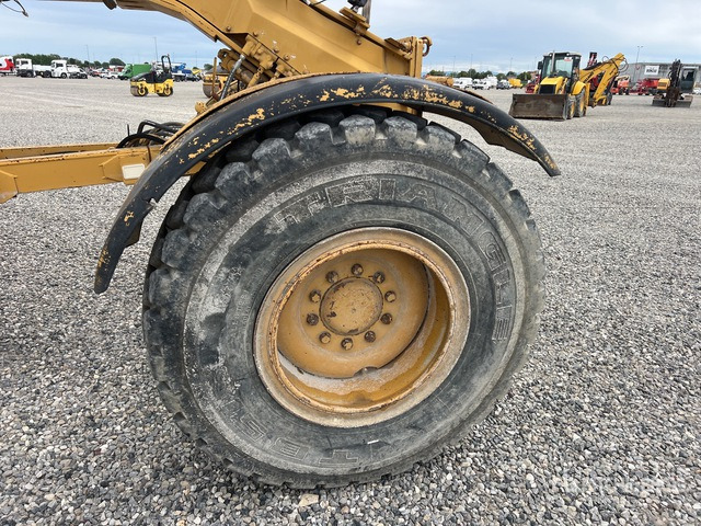 1987 Cat 140G Motor Grader - Broyeur/ Épareuse: photos 4 1987 Cat 140G Motor Grader - Broyeur/ Épareuse: photos 4