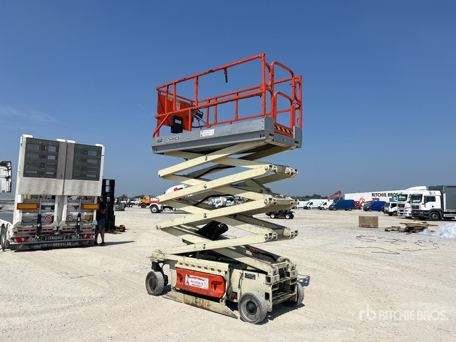 2005 JLG 2646ES Electric Scissor Lift - Nacelle ciseaux: photos 3 2005 JLG 2646ES Electric Scissor Lift - Nacelle ciseaux: photos 3
