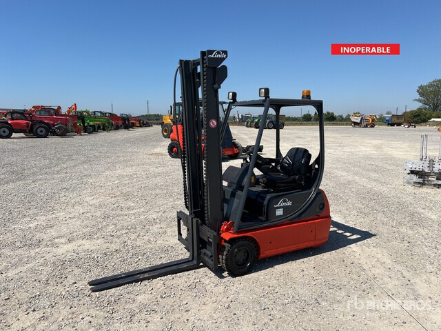 2005 Linde E16C-02 1600 kg (Inoperable) Electric Forklift - Chariot élévateur électrique: photos 2 2005 Linde E16C-02 1600 kg (Inoperable) Electric Forklift - Chariot élévateur électrique: photos 2