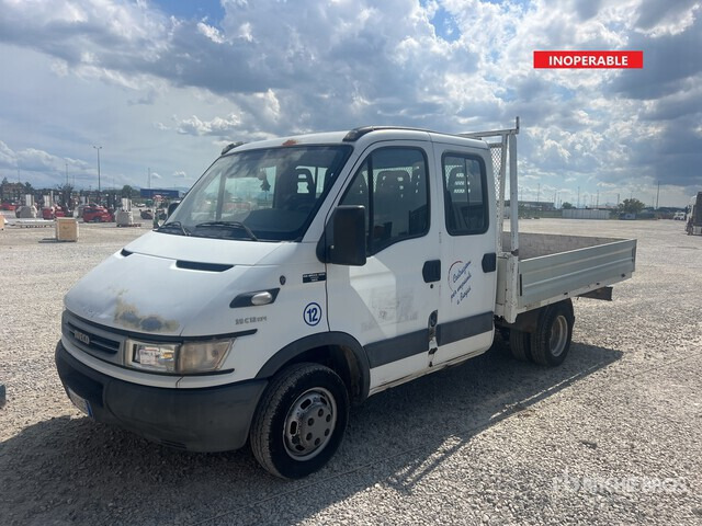 2006 Iveco Daily 35C12 Crew Cab (Inoperable) Flatbed Truck - Fourgon plateau: photos 1 2006 Iveco Daily 35C12 Crew Cab (Inoperable) Flatbed Truck - Fourgon plateau: photos 1