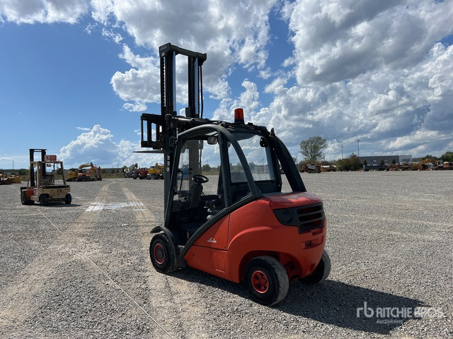 2006 Linde H30D 3000 kg Forklift - Chariot élévateur: photos 3 2006 Linde H30D 3000 kg Forklift - Chariot élévateur: photos 3