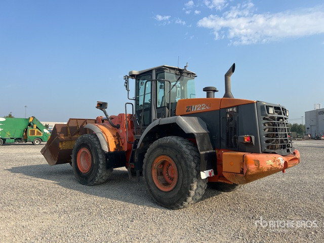 2008 Hitachi ZW220 Wheel Loader - Chargeuse sur pneus: photos 3 2008 Hitachi ZW220 Wheel Loader - Chargeuse sur pneus: photos 3