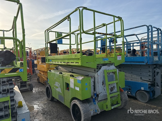 2008 Iteco IT12151 (Inoperable) Scissor Lift - Nacelle ciseaux: photos 1 2008 Iteco IT12151 (Inoperable) Scissor Lift - Nacelle ciseaux: photos 1