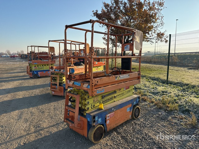 2009 Iteco IT5980 (Inoperable) Scissor Lift - Nacelle ciseaux: photos 3 2009 Iteco IT5980 (Inoperable) Scissor Lift - Nacelle ciseaux: photos 3