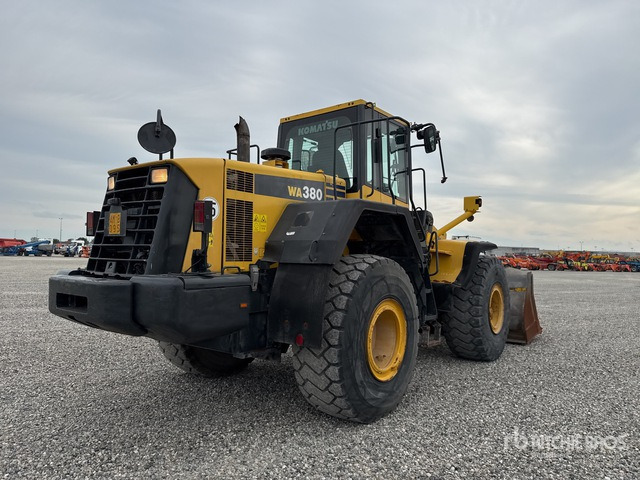 2010 Komatsu WA380 6 Pala gommata - Chargeuse sur pneus: photos 3 2010 Komatsu WA380 6 Pala gommata - Chargeuse sur pneus: photos 3