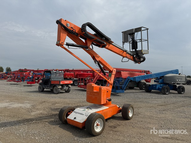 2013 Nifty-Lift HR12NE Electric Articulating Boom Lift - Nacelle articulée: photos 3 2013 Nifty-Lift HR12NE Electric Articulating Boom Lift - Nacelle articulée: photos 3