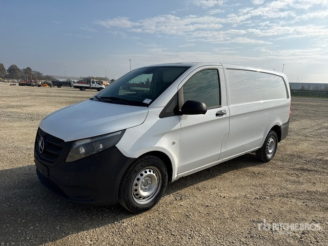 2016 Mercedes-Benz Vito Cargo Van - Camion fourgon: photos 1 2016 Mercedes-Benz Vito Cargo Van - Camion fourgon: photos 1