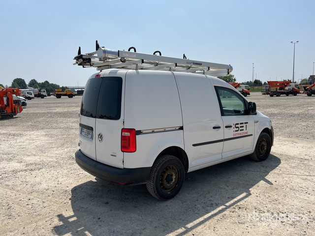 2016 Volkswagen Caddy 2.0 TDI 110CV 4MOTION Van Truck - Fourgonnette: photos 3 2016 Volkswagen Caddy 2.0 TDI 110CV 4MOTION Van Truck - Fourgonnette: photos 3