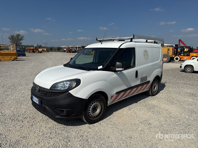 2020 Fiat Doblo Autocarro furgonato - Fourgonnette: photos 2 2020 Fiat Doblo Autocarro furgonato - Fourgonnette: photos 2