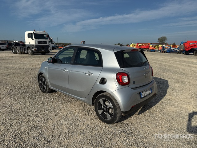 2022 SMART EQ BERLINA EQ 60KW PASSION Automobile - Voiture: photos 3 2022 SMART EQ BERLINA EQ 60KW PASSION Automobile - Voiture: photos 3