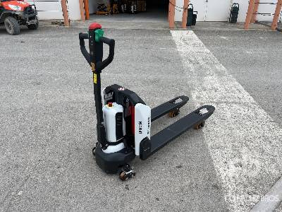 BOBCAT LPM15N Electric (Unused) - Transpalette: photos 3 BOBCAT LPM15N Electric (Unused) - Transpalette: photos 3